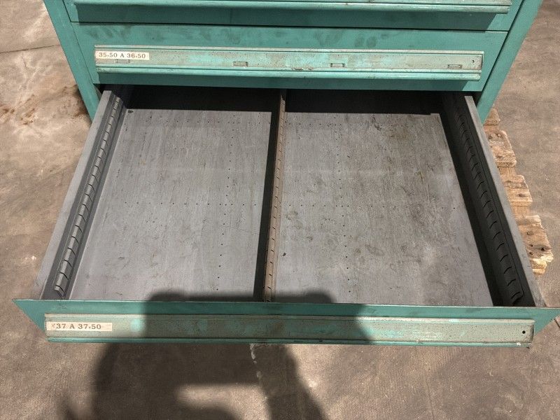 Lista Industrielle Metallkommode