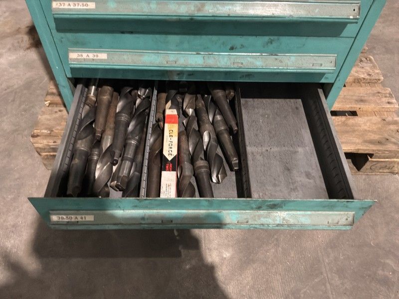 Lista Industrielle Metallkommode