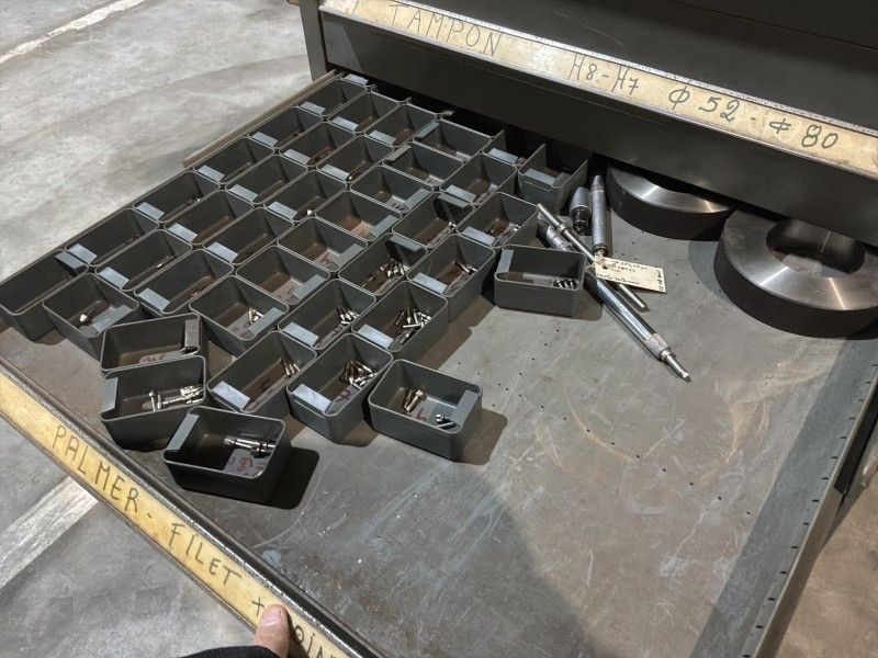 Lista Industrielle Metallkommode