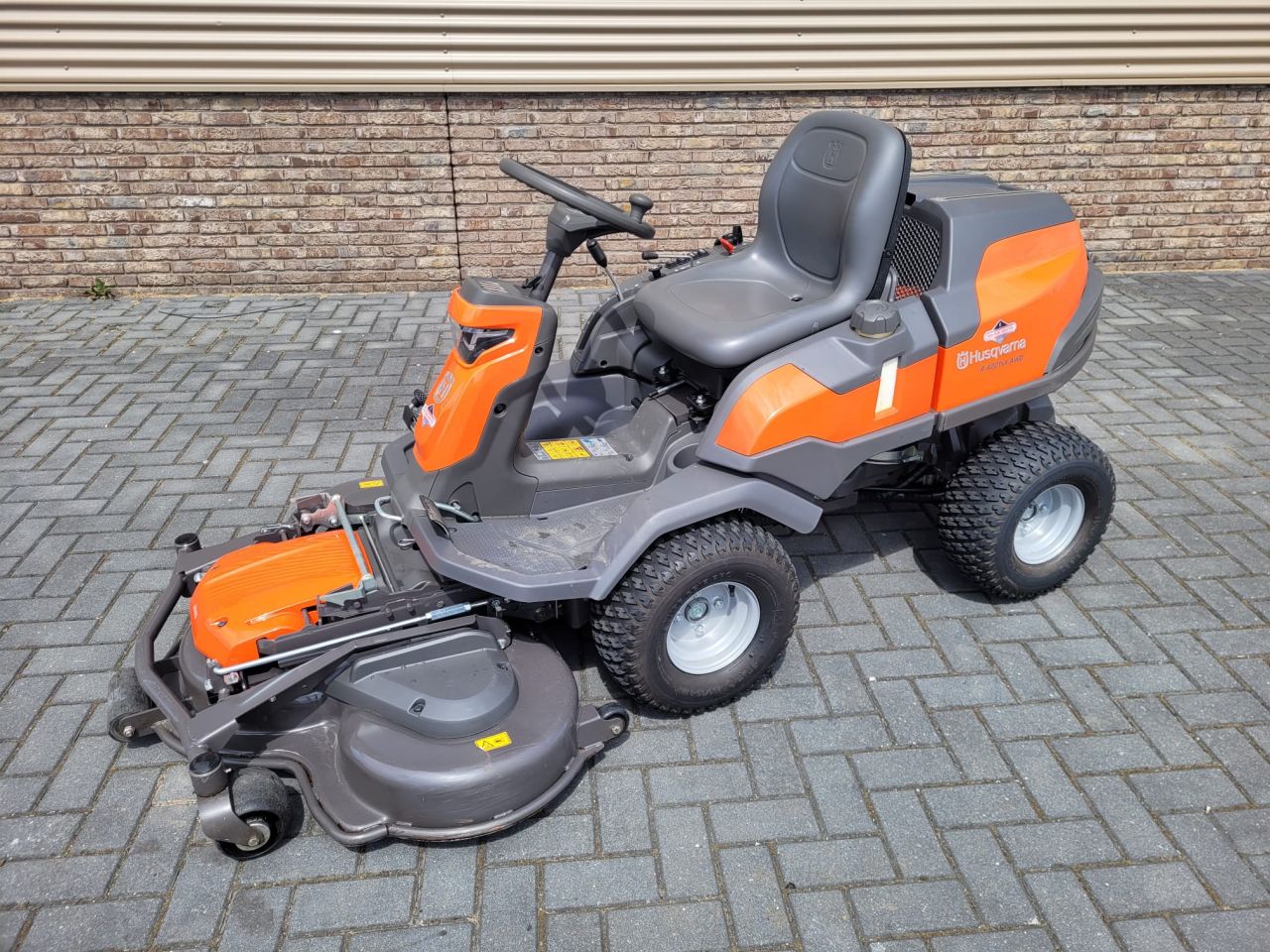 Husqvarna R-420 4wd