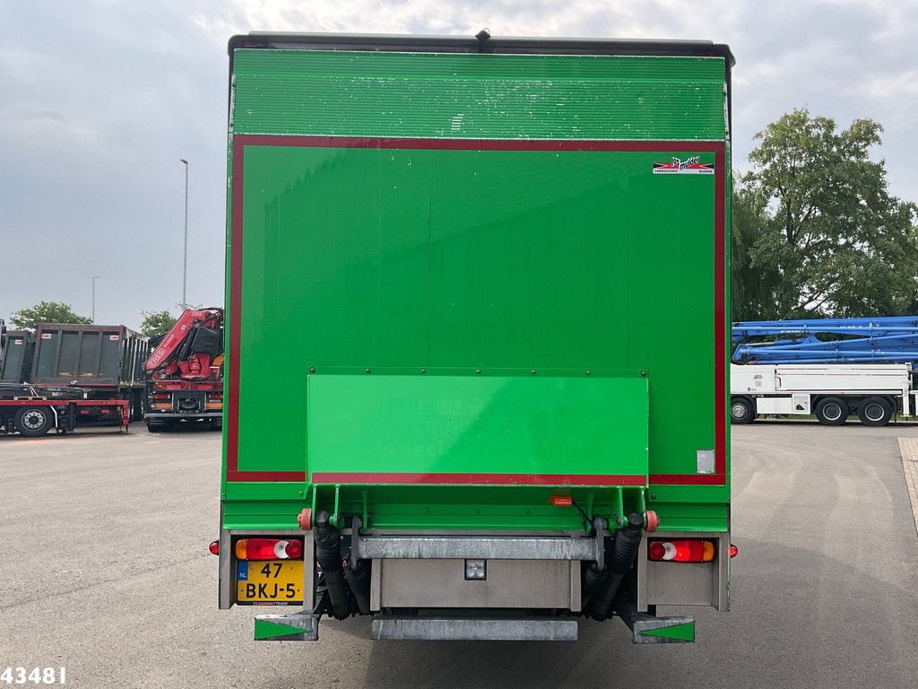 Volvo FL 250 Euro 6 met Dhollandia laadklep