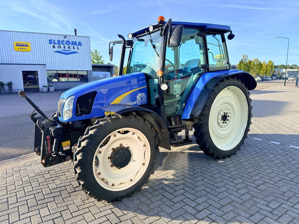New Holland T5050 Cab Shuttle
