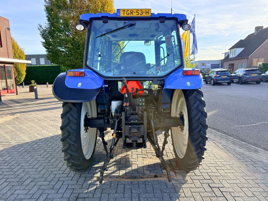 New Holland T5050 Cab Shuttle