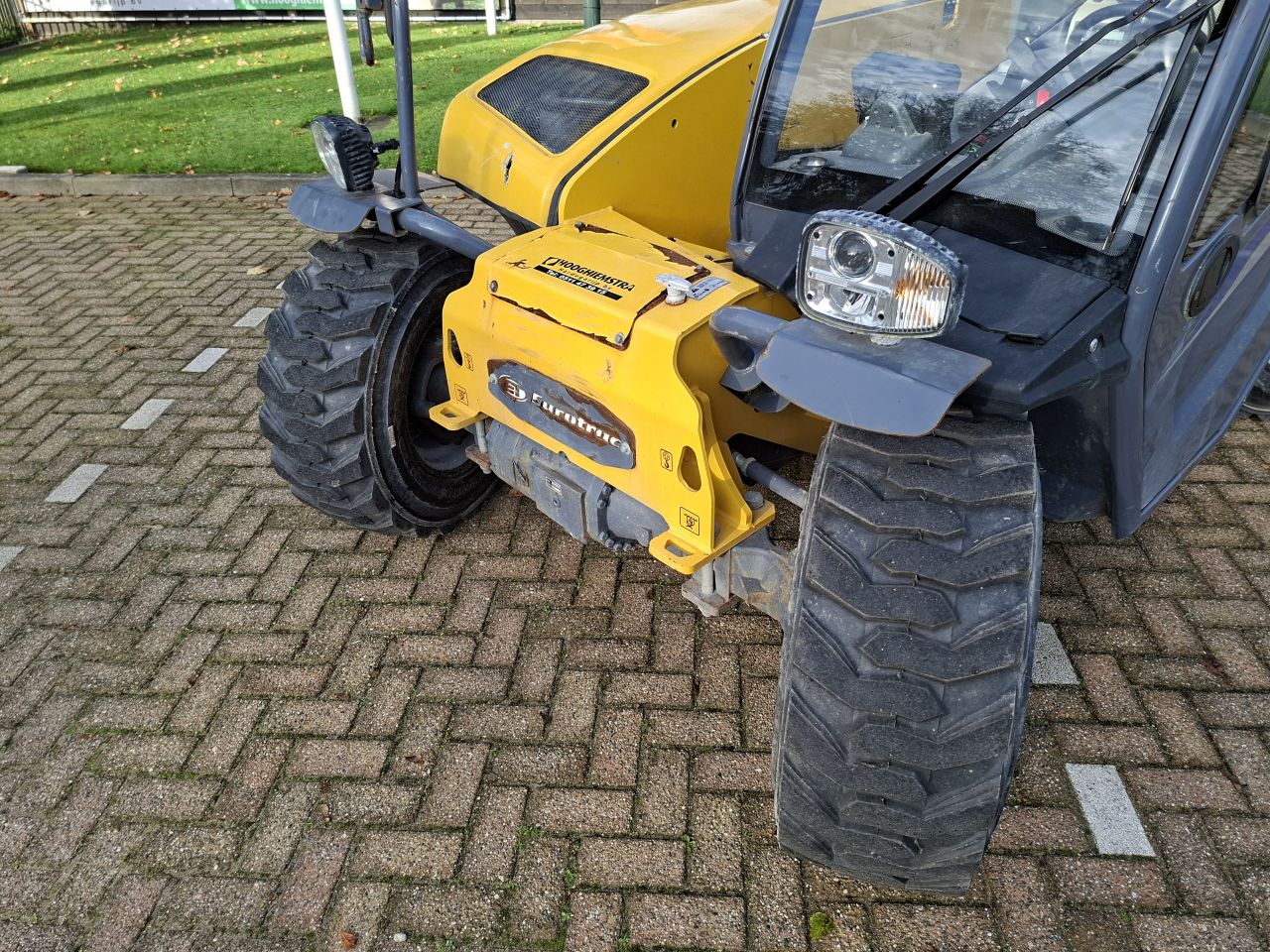 Eurotrac TH25.6 verreiker - Incl. jip, bak en palletvork