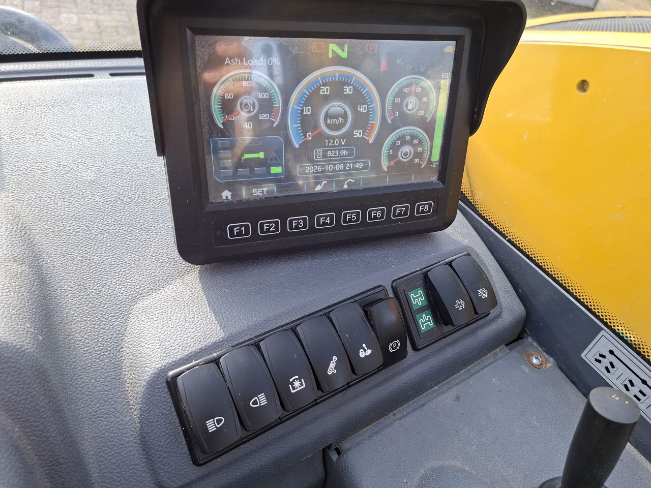 Eurotrac TH25.6 verreiker - Incl. jip, bak en palletvork