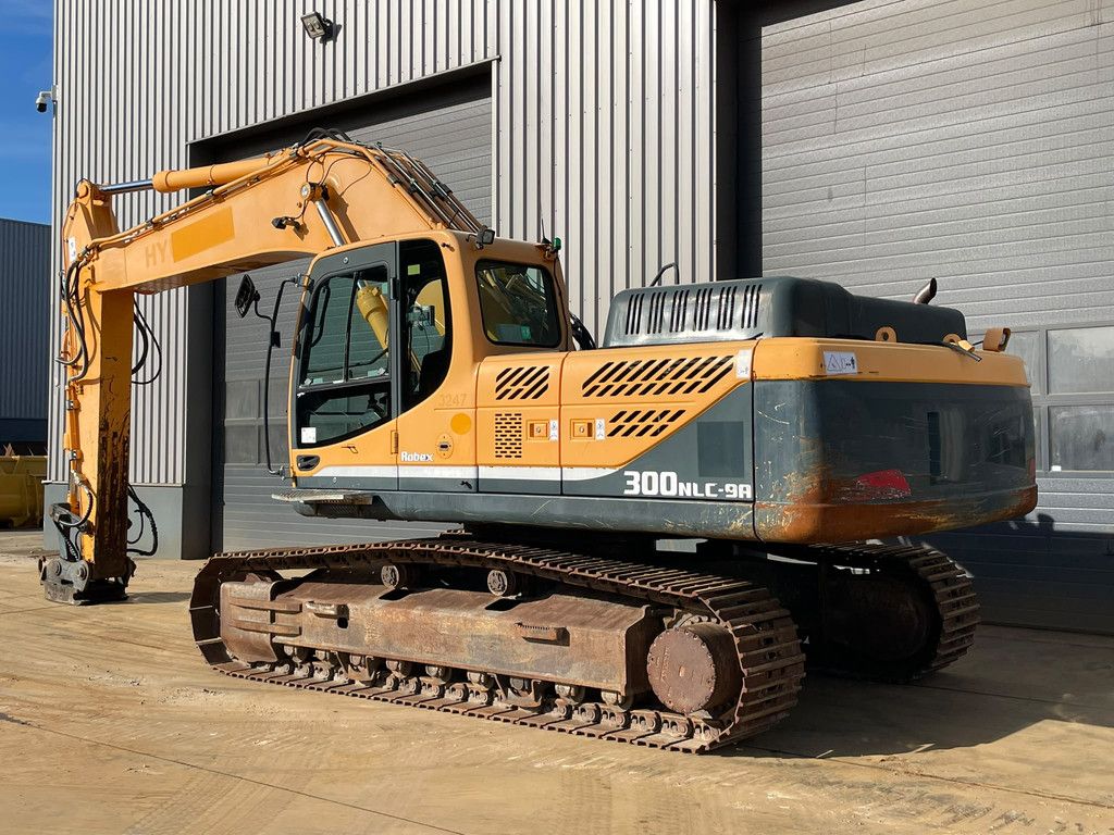 Hyundai Robex 300NLC-9A