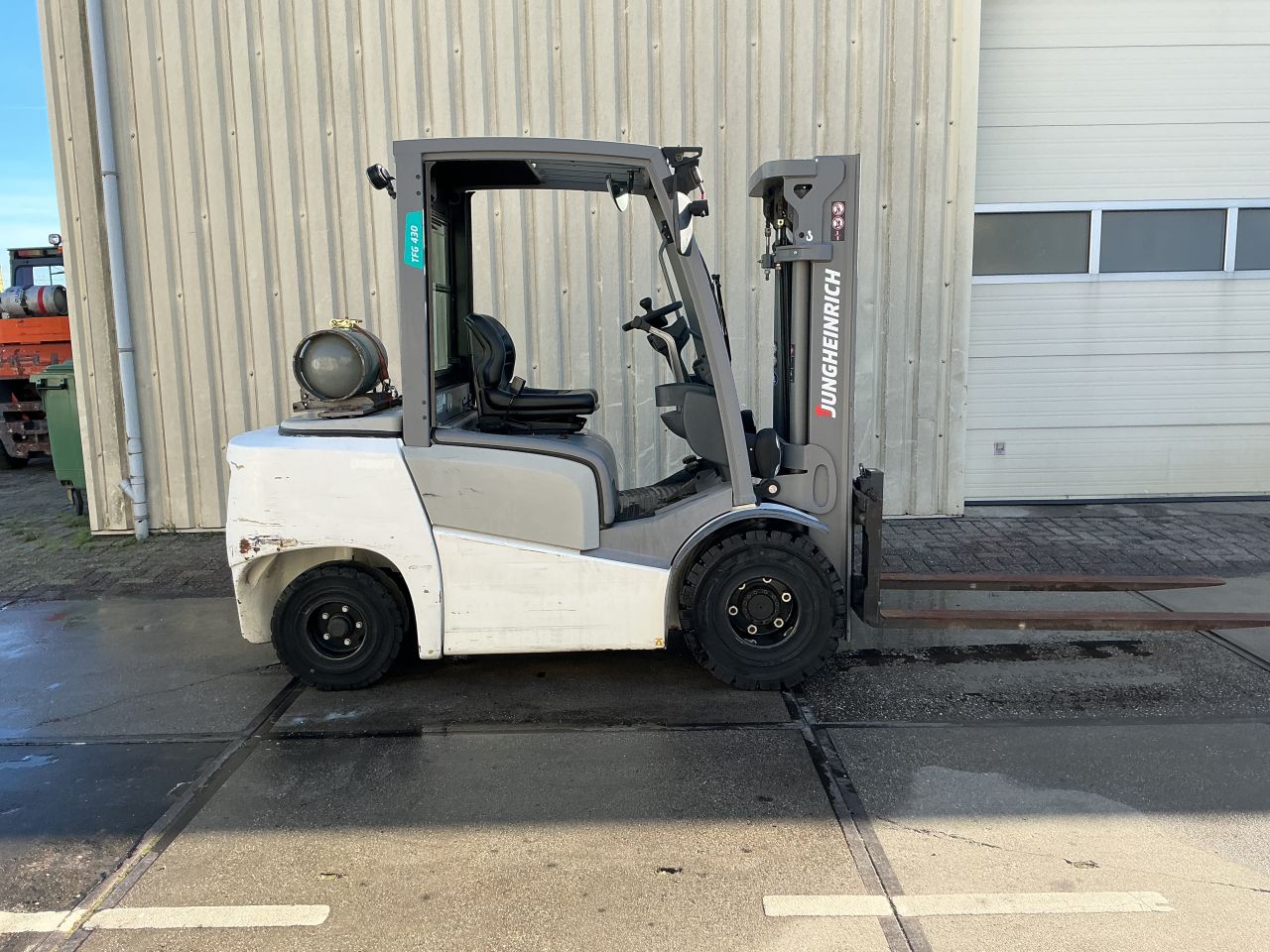 Te Koop Jungheinrich TFG 430 LPG. 2017 lage Urenstand 1975