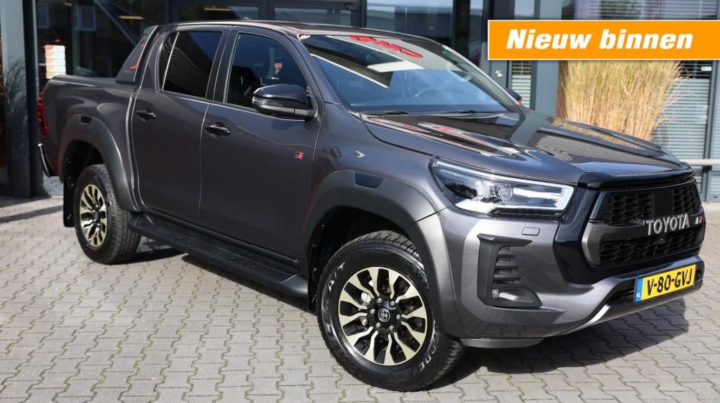 Toyota Hilux 2.8 D-4D DUBBEL CABIN GR SPORT A/T 2 ZITS 4WD VAN