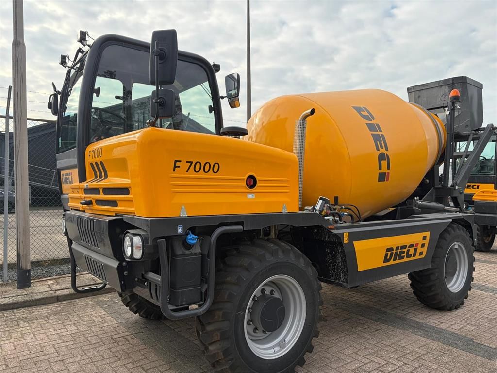Dieci F7000