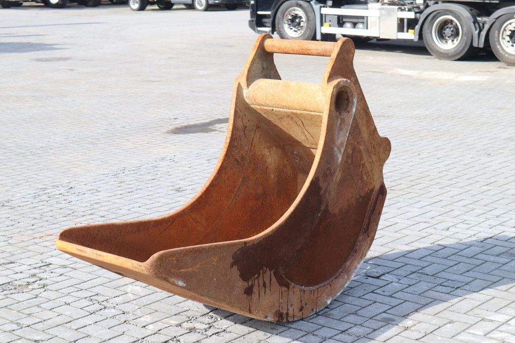 SB Grävtillbehör AB TRENCH BUCKET | SLEUVENBAK | SCHAUFFEL | S70