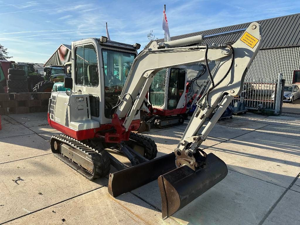 Takeuchi TB125