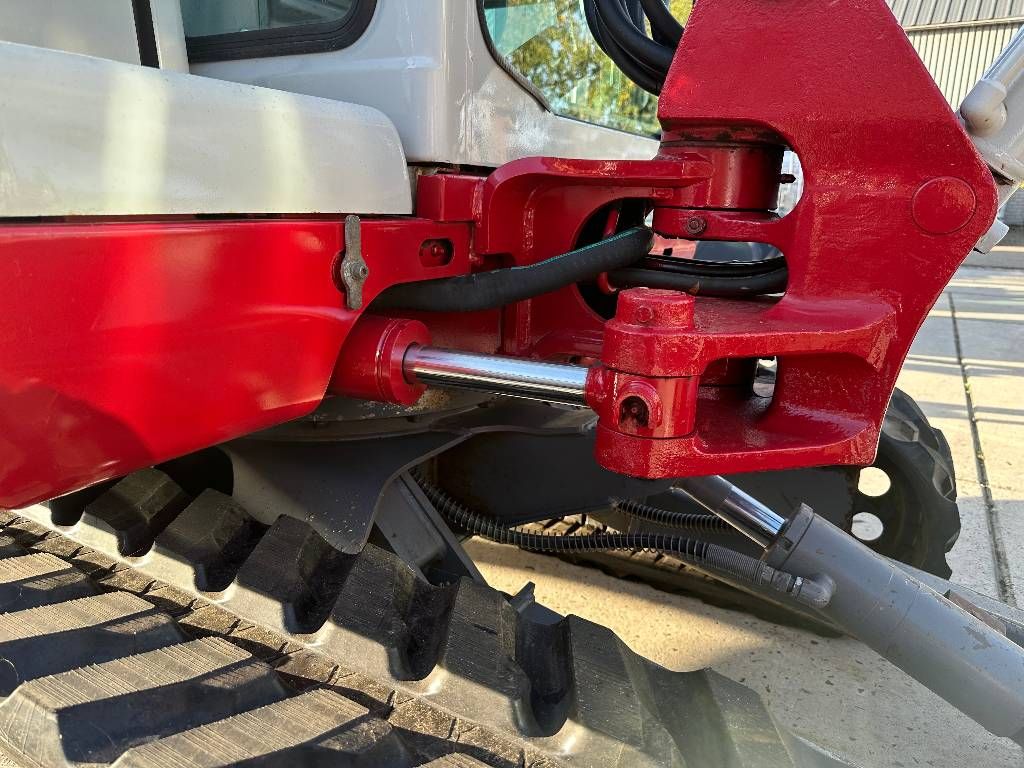 Takeuchi TB125