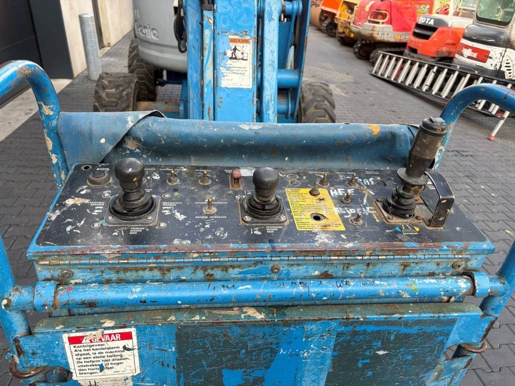 Articulating boom lift Genie Z-45/25J Diesel 15.8m 1999