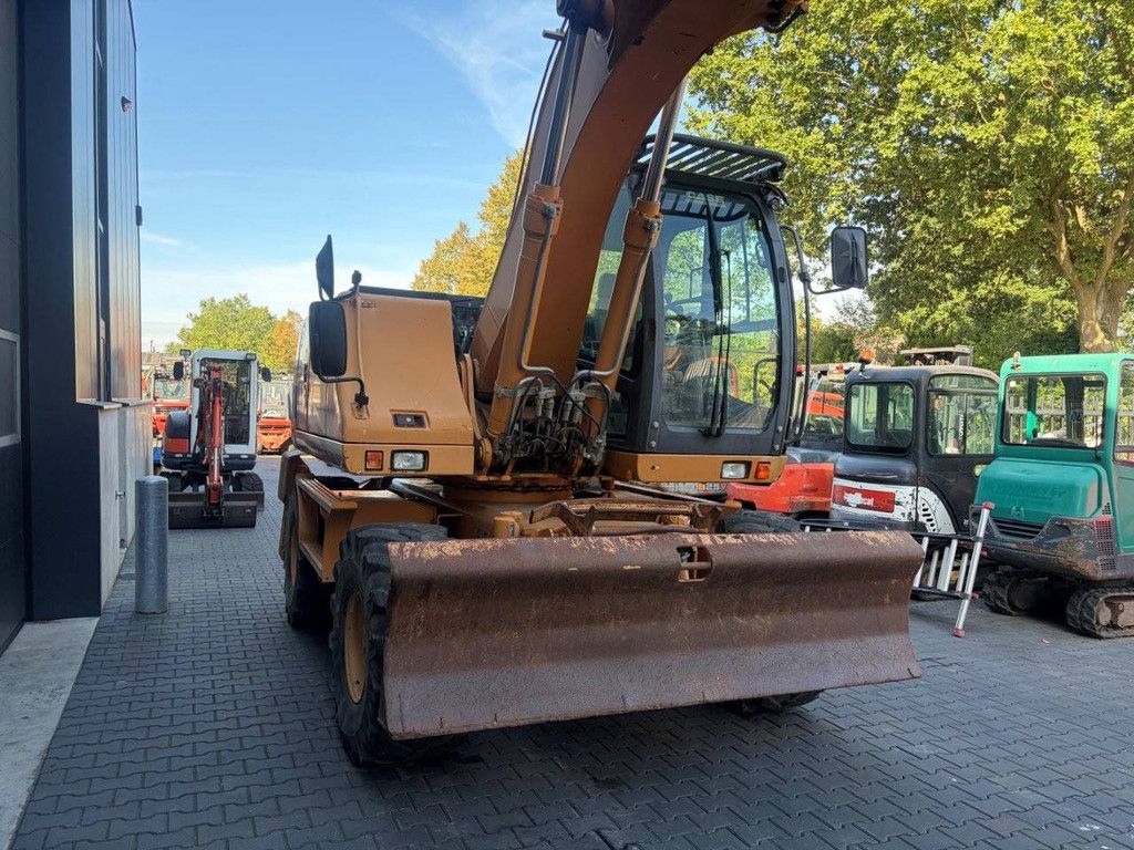 Wielgraafmachine Case WX165 Diesel 105kW 2011