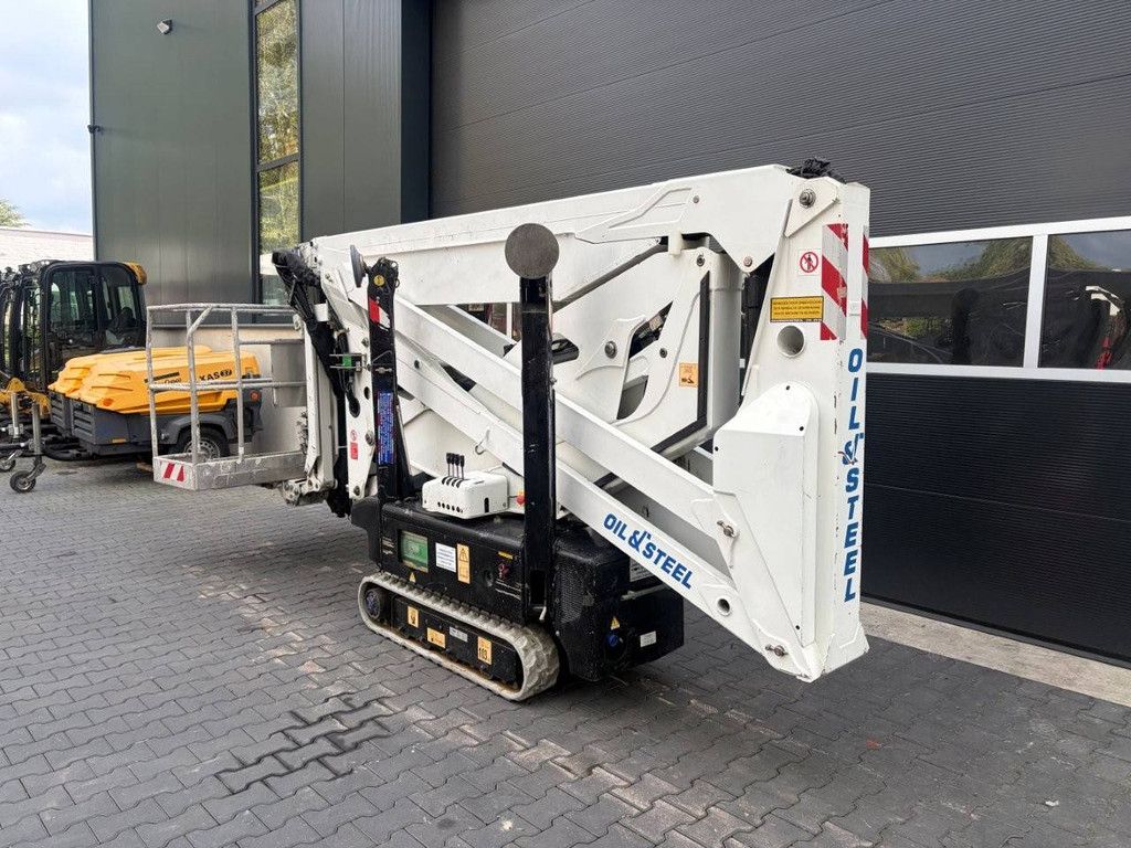 Articulated Boom Lift Oil&Steel Octopussy 1715 Twin Electric+Petrol 17m 2006