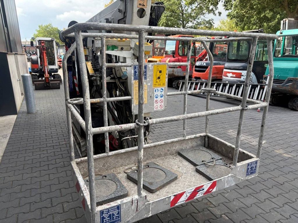 Articulated Boom Lift Oil&Steel Octopussy 1715 Twin Electric+Petrol 17m 2006