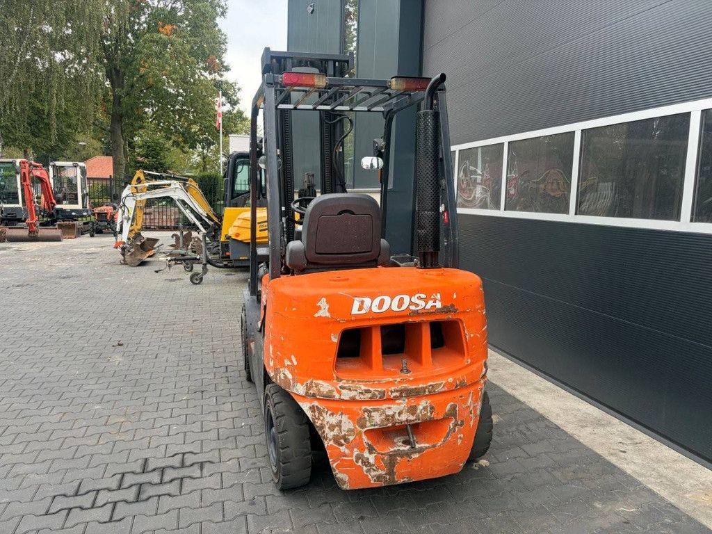 Doosan B30G Diesel Forklift 3000kg 5.9m 2016