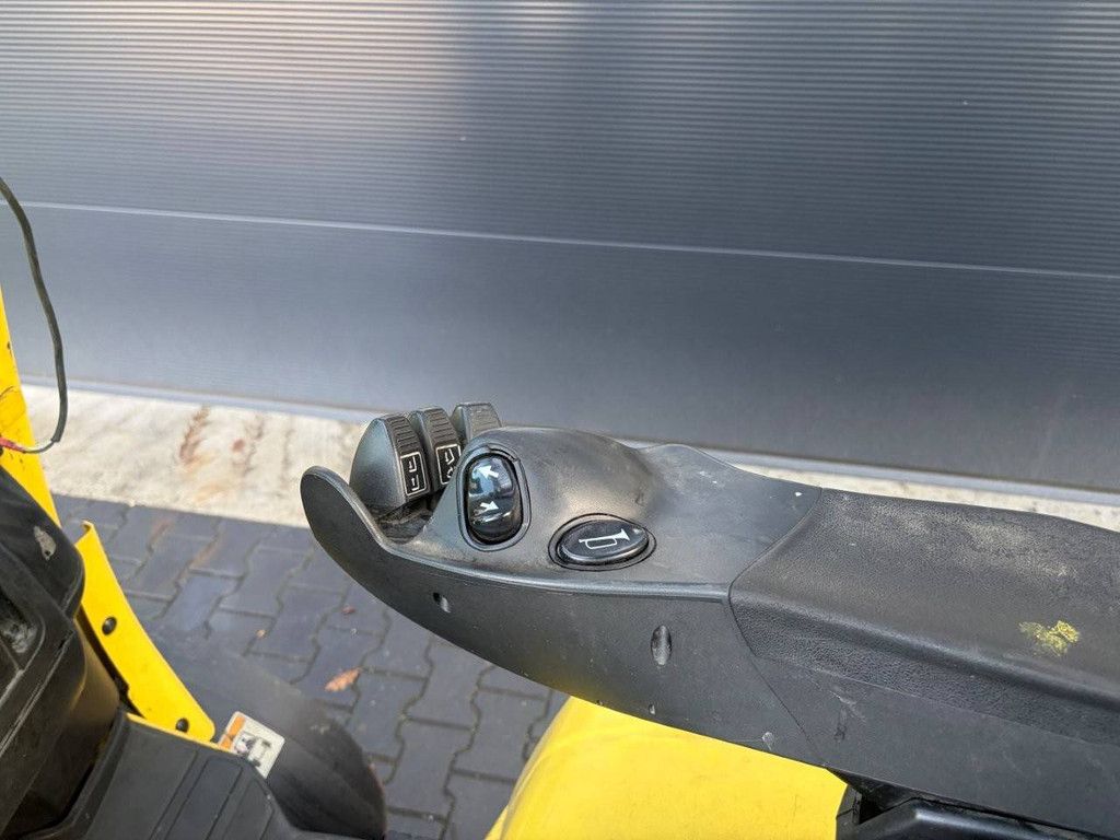 Forklift Hyster H3.0FT LPG 3000kg 4.6m 2012