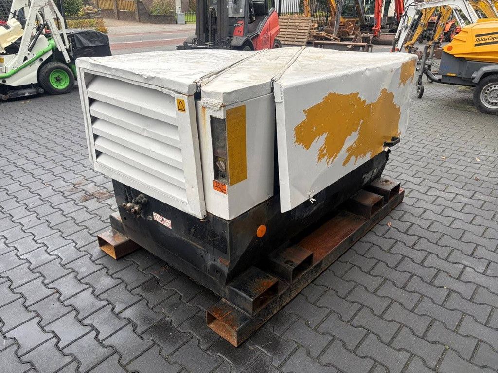 Kompressor Atlas Copco/Gianesi Edilio 02364/1 Diesel 33,2 kW 16,7 l 2001
