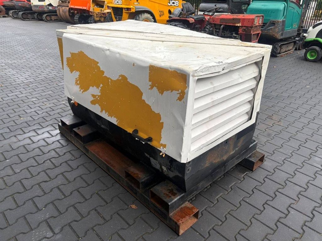 Kompressor Atlas Copco/Gianesi Edilio 02364/1 Diesel 33,2 kW 16,7 l 2001