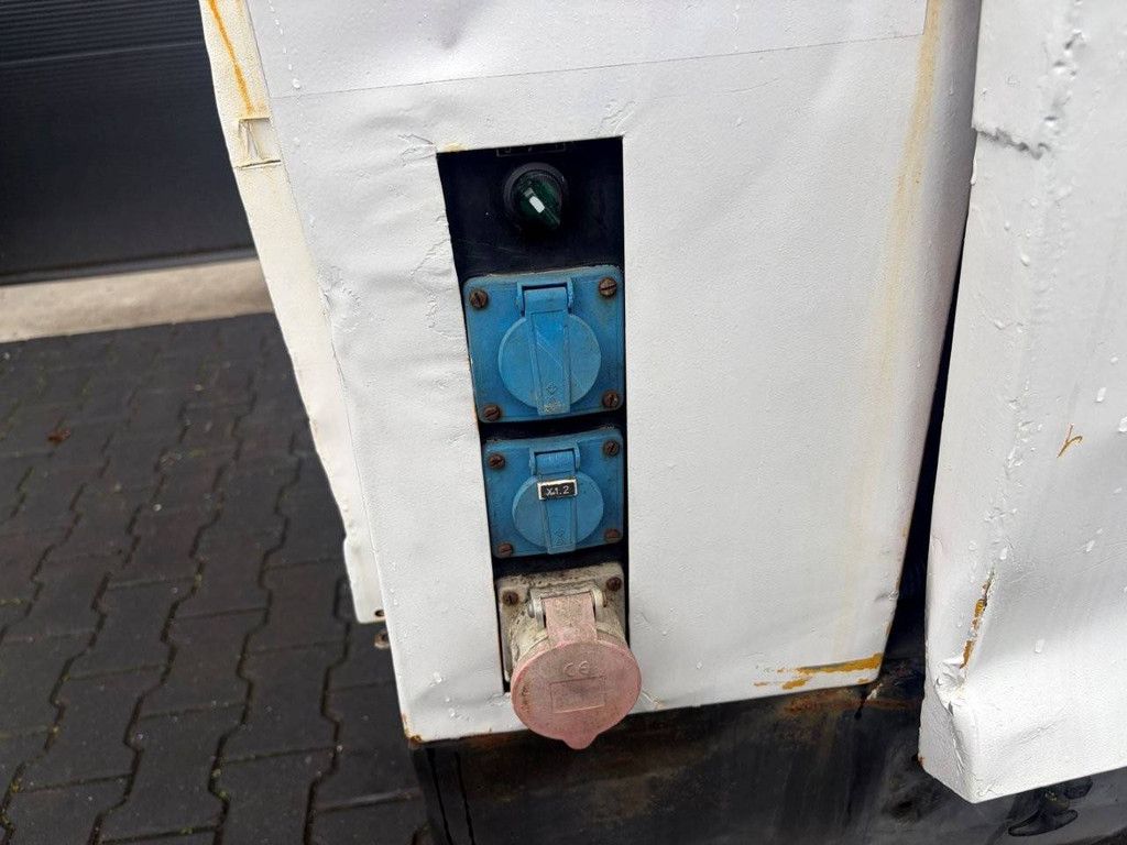 Kompressor Atlas Copco/Gianesi Edilio 02364/1 Diesel 33,2 kW 16,7 l 2001