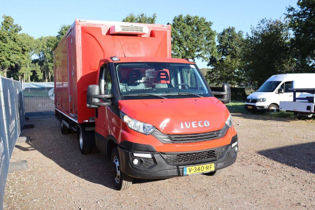 Iveco 40C18 Diesel 180hp 2018 Refrigerated Box Truck with Veldhuizen Trailer