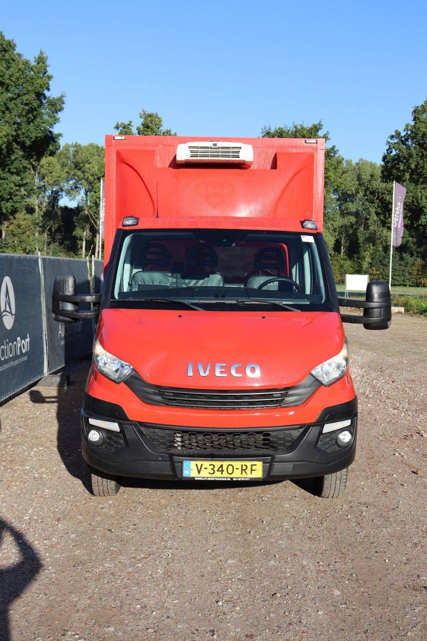 Iveco 40C18 Diesel 180hp 2018 Refrigerated Box Truck with Veldhuizen Trailer