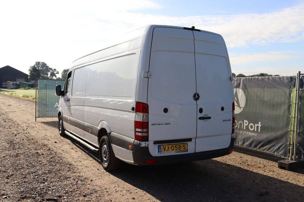 Bestelwagen Mercedes-Benz Sprinter 310 CDI Diesel 95pk 2014