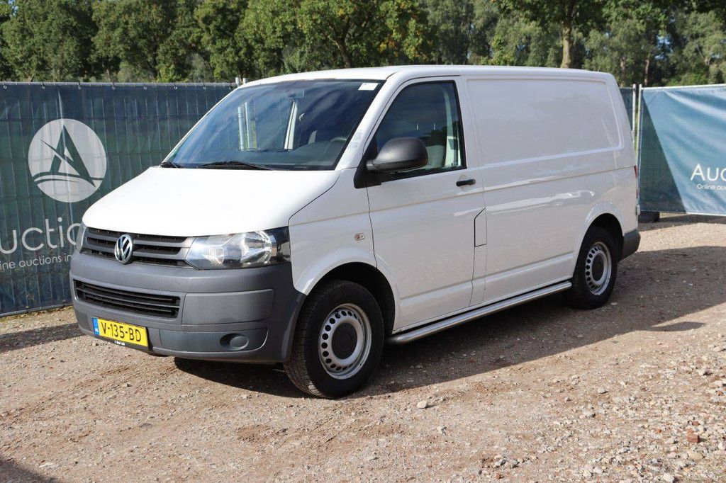 Volkswagen Transporter Diesel 140 PS Kastenwagen 2011