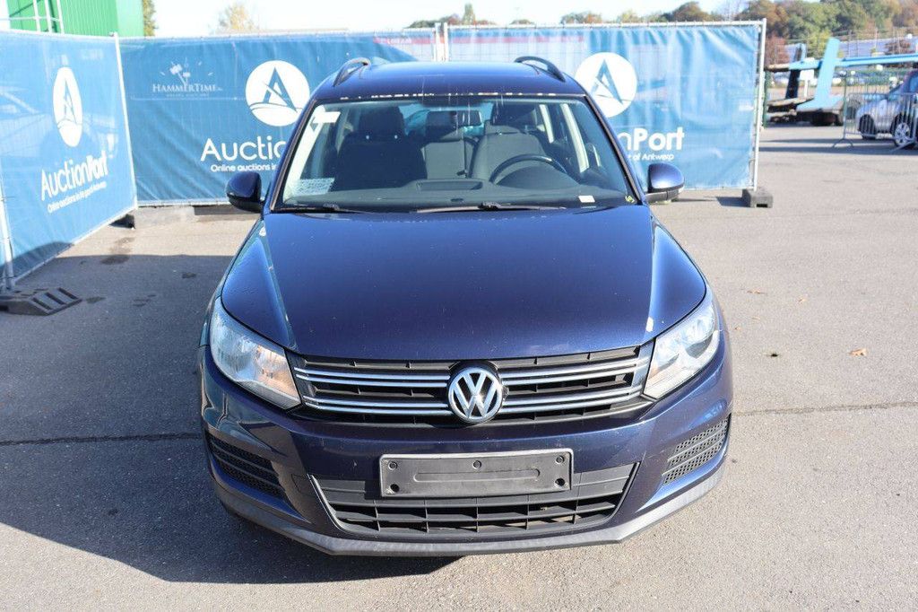 SUV Volkswagen Tiguan Petrol 122hp 2012 (Margin)