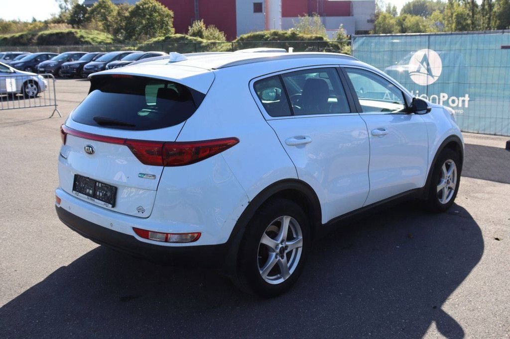 SUV Kia Sportage Benzin 132 PS 2016 (Margin)
