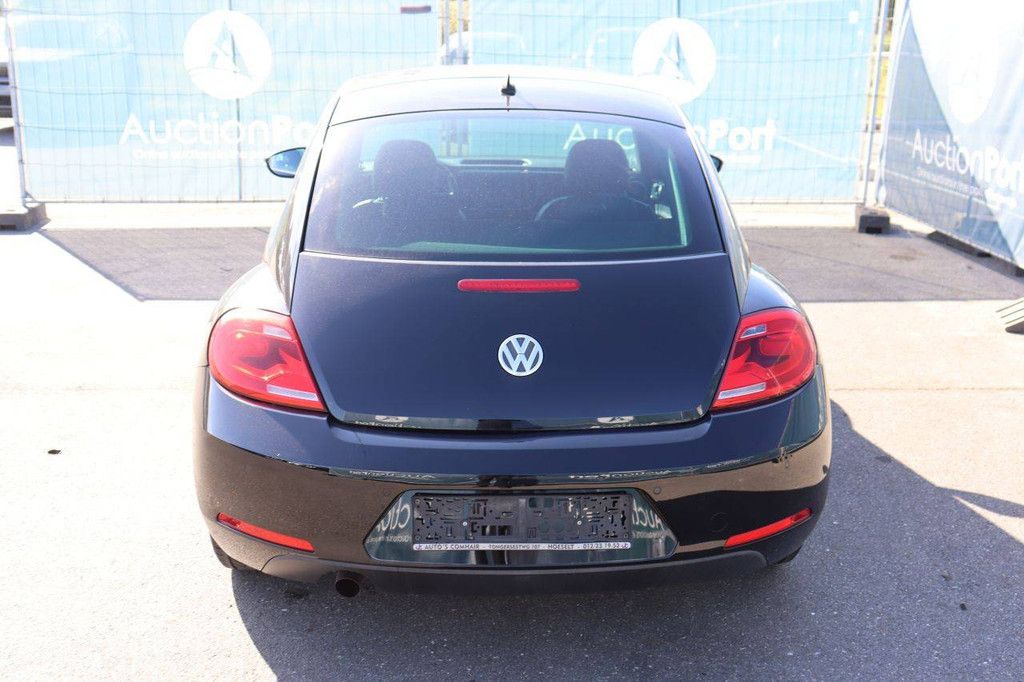 Passenger car Volkswagen Beetle Petrol 105hp 2012 (Margin)