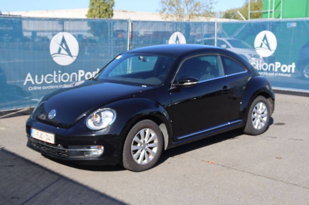 Passenger car Volkswagen Beetle Petrol 105hp 2012 (Margin)