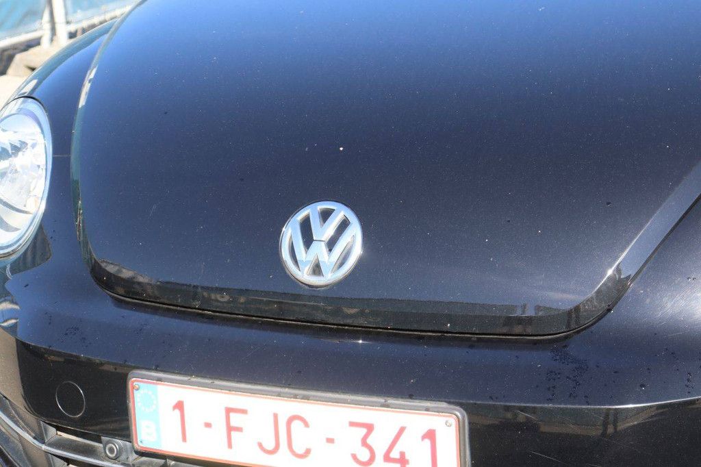 Passenger car Volkswagen Beetle Petrol 105hp 2012 (Margin)