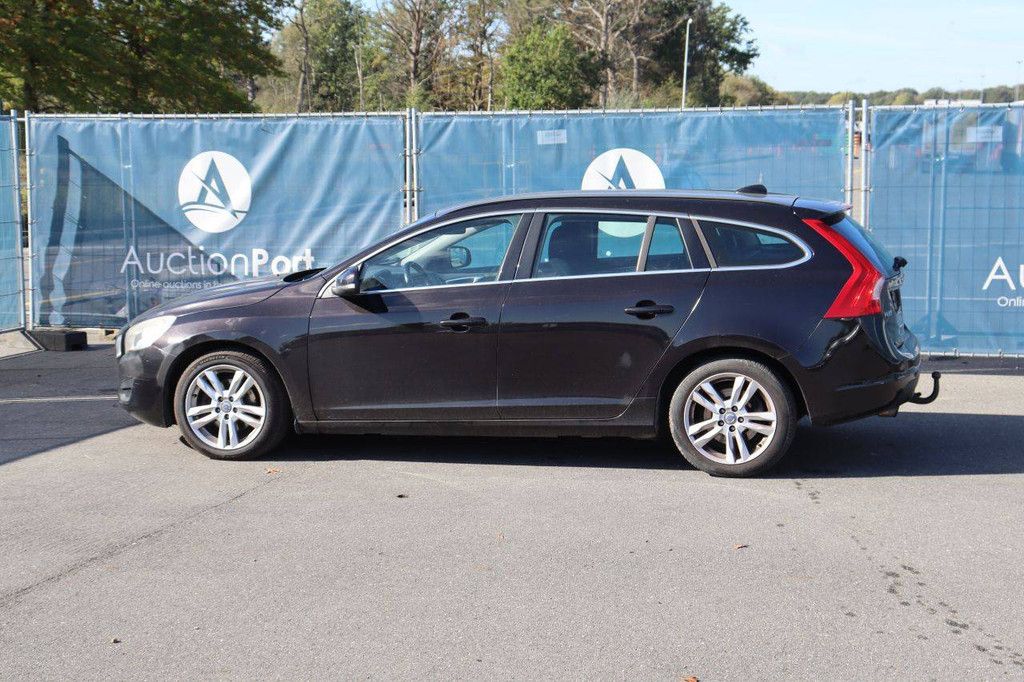 Volvo V60 Diesel Kombi 115 PS 2013 (Margin)