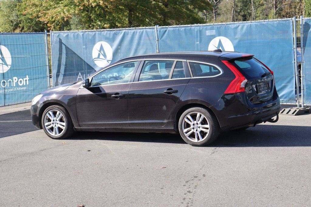 Volvo V60 Diesel Kombi 115 PS 2013 (Margin)
