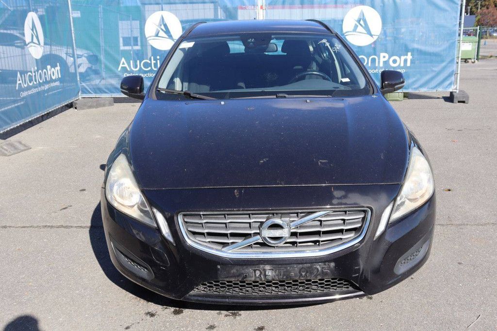 Volvo V60 Diesel Kombi 115 PS 2013 (Margin)