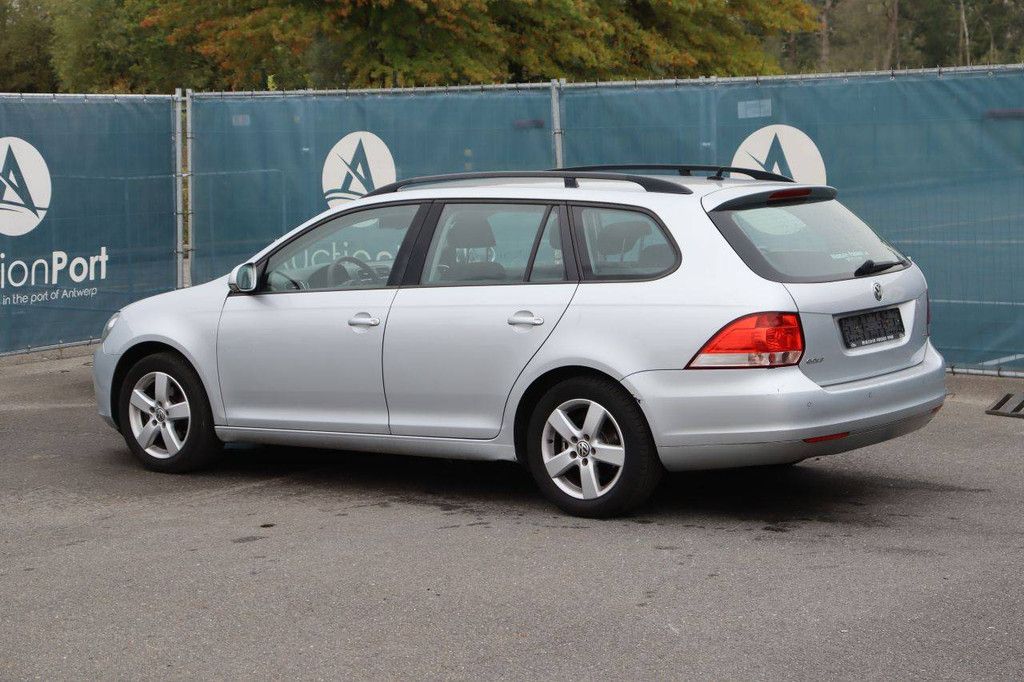Volkswagen Golf Diesel Station Wagon 90hp 2013 (Margin)