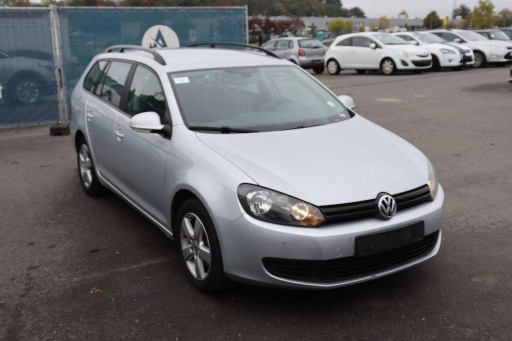 Volkswagen Golf Diesel Station Wagon 90hp 2013 (Margin)