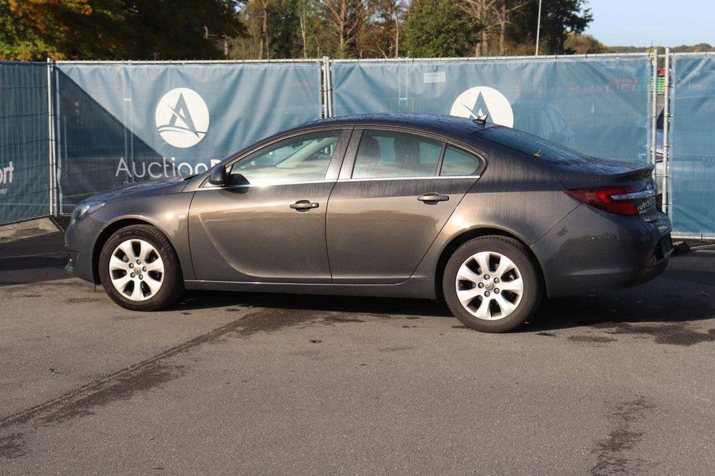 Passenger car Opel Insignia Diesel 110hp 2014 (Margin)