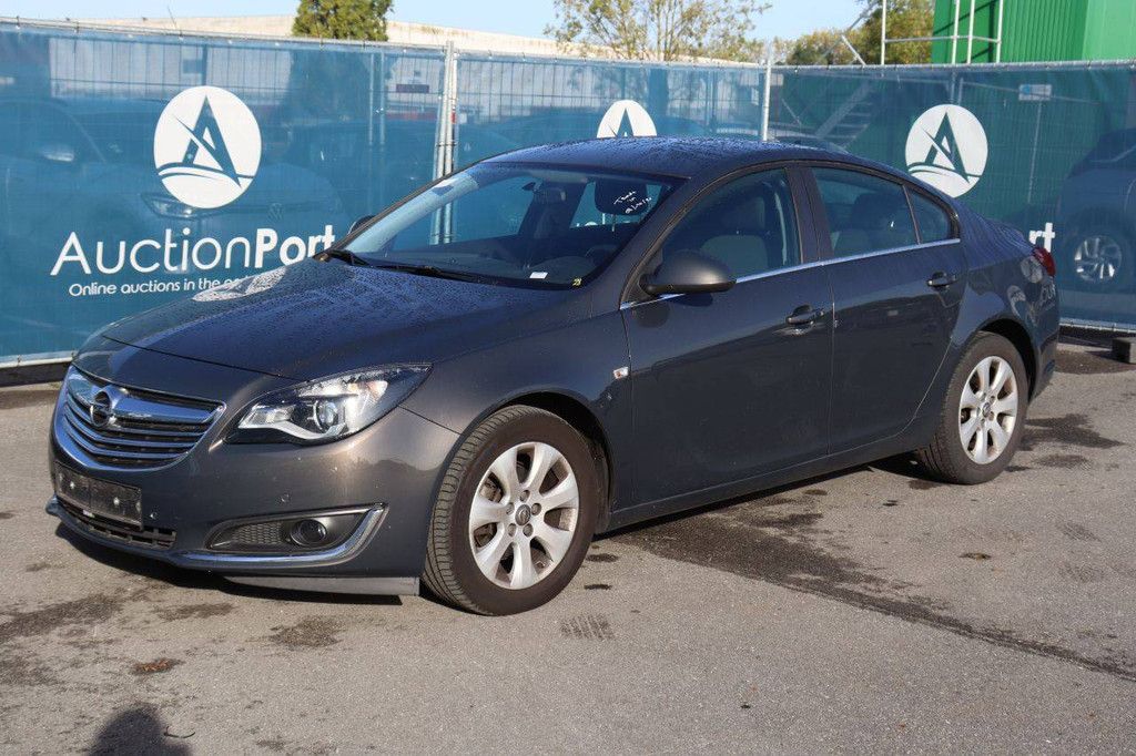 Passenger car Opel Insignia Diesel 110hp 2014 (Margin)