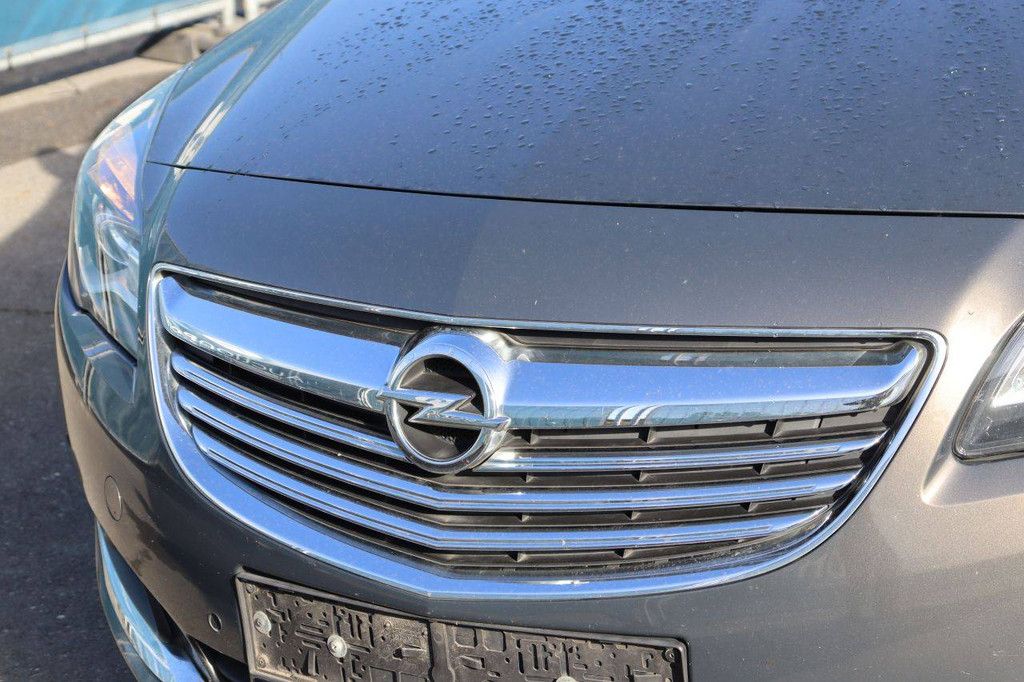 Passenger car Opel Insignia Diesel 110hp 2014 (Margin)