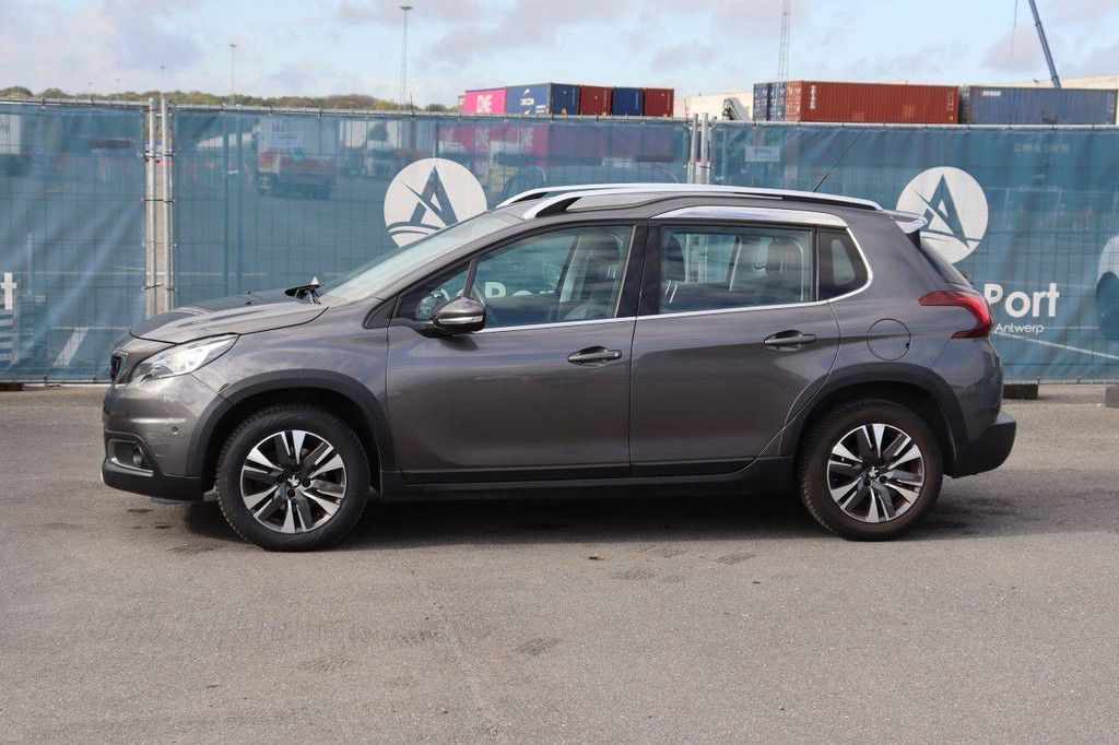SUV Peugeot 2008 Benzin 110 PS 2018 (Margin)