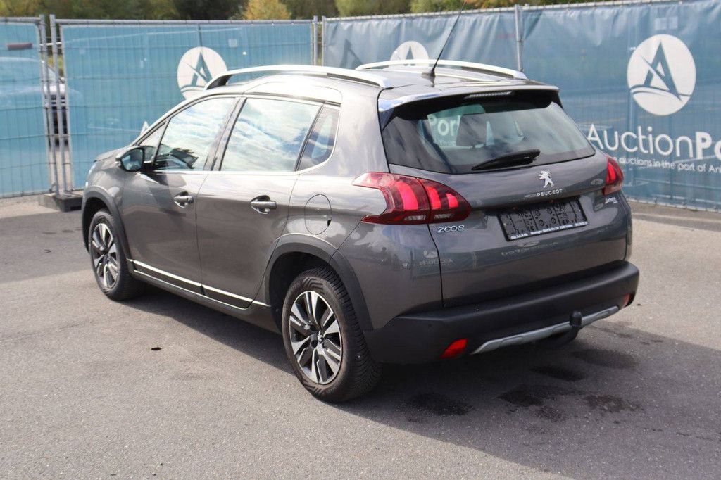SUV Peugeot 2008 Benzin 110 PS 2018 (Margin)