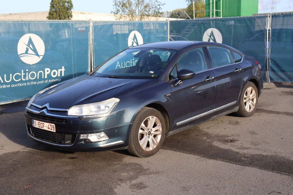 Passenger car Citroen C5 Petrol 156hp 2012 (Margin)