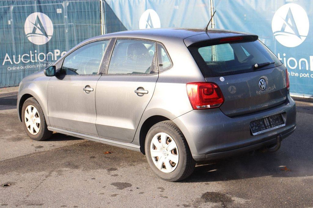 Pkw Volkswagen Polo Benzin 70 PS 2013 (Marge)
