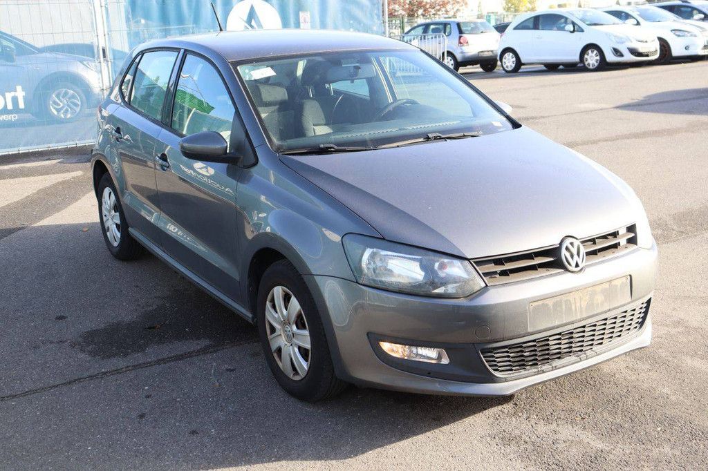 Pkw Volkswagen Polo Benzin 70 PS 2013 (Marge)