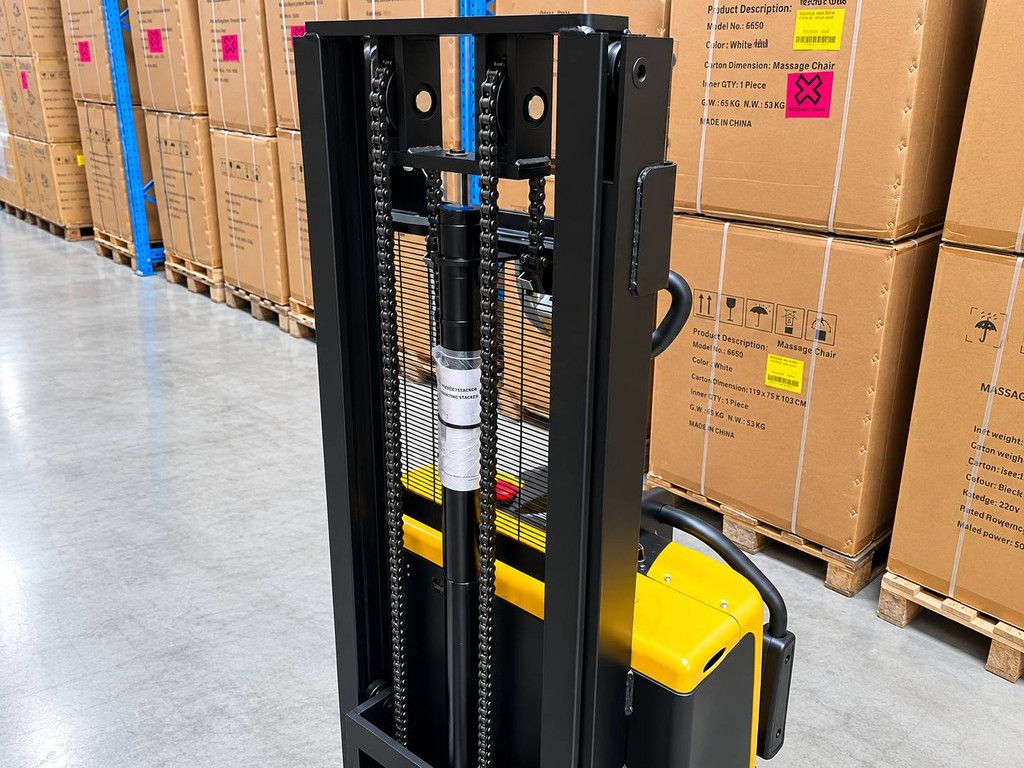 Stapler RTE 8401 Elektrisch 1500 kg 2500 mm 2026 Neu