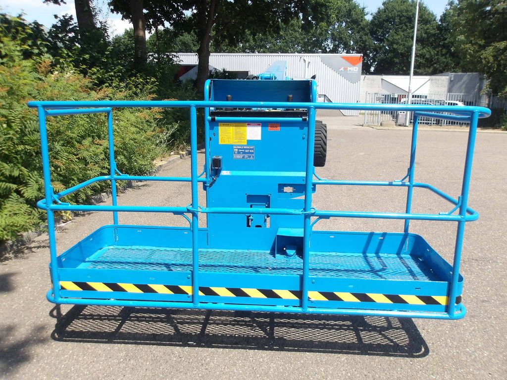 Telescoophoogwerker Genie S-85 Diesel 27.91m 2014