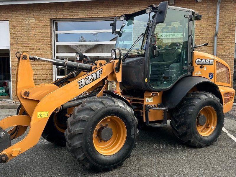 Case IH 321 F